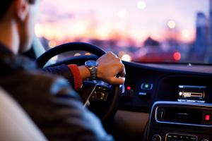Noleggio senza conducente: cessare, sospendere o riprendere l'attività